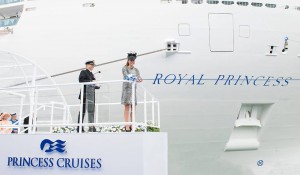 princess cruises madrina del crucero la princesa de cambridge